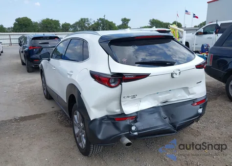 2020 Mazda Cx-30 Premium Package z USA, uszkodzony, nr VIN 3MVDMBEM8LM130024